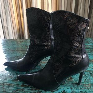 Boots; leather; heels & pointed; new; never worn. European 39 / US 8.